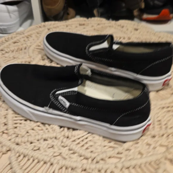Vans Black and White Slip-On Shoes - Picture 7 of 8